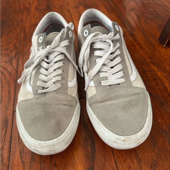 Men’s Vans - Picture 2 of 6